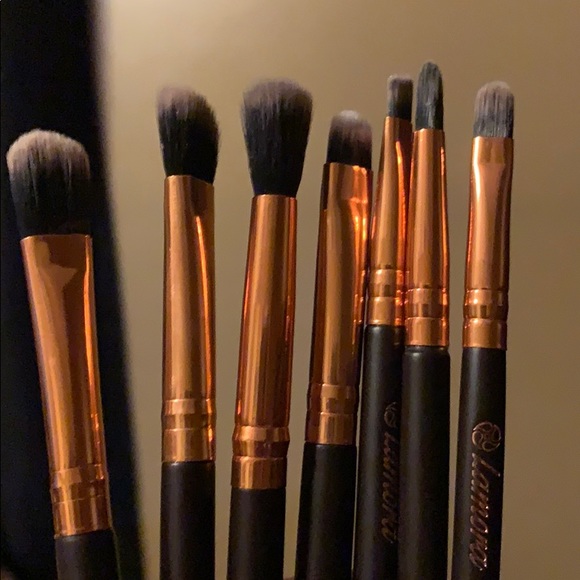 Lamora 7 piece eye brush set - Picture 3 of 4